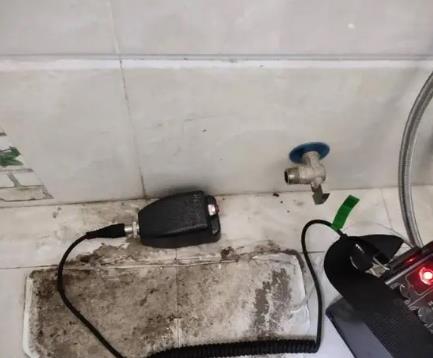 淳化屋顶漏水维修公司分享下卫生间漏水的危害及解决方法